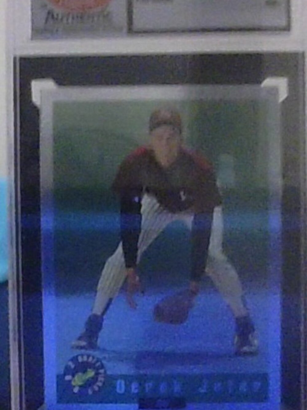Derek Jeter 2000 Fleer Platinum Baseball Card Graded 7.5